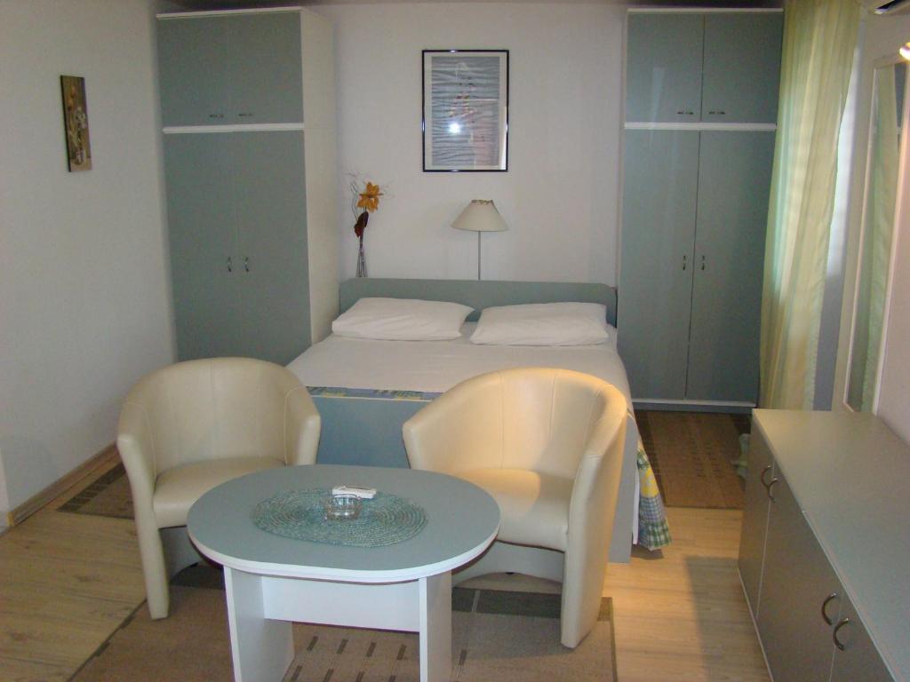 Studio Apartments Kuljis Vis Ruang foto